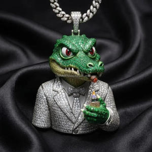 Pendentif de luxe vert en forme d'animal avec diamant de laboratoire, en argent sterling 925, style hip-hop glacé - Product Image 1