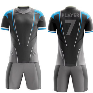 Conjunto de Camiseta de Fútbol Personalizada con Rayas, Cuello en V, Manga Corta, 100% Poliéster Transpirable, Uniforme con Número 11 y Nombre del Jugador - Product Image 5