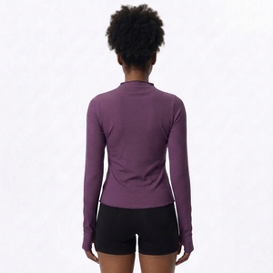 Camiseta de Running Personalizada con Orificio para el Pulgar, Elástica y Acanalada, de Manga Larga, Marca Privada - Product Image 2