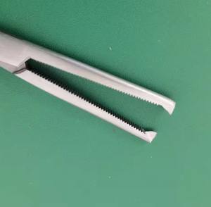 Équipement médical : Pinces hémostatiques Mosquito, Pinces ophtalmiques, Pinces chirurgicales droites/courbées - Product Image 6