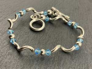 Pulsera de Plata de Ley Vintage con Circonitas Cúbicas en Espiral, Hecha a Mano, Elegante y Brillante, Regalo para Mujer - Product Image 4