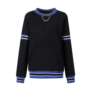 เสื้อสเวตเชิ้ตคอกลม Zeta Black Crest ปักลายเชนิลล์ ชุดนักกีฬามหาวิทยาลัยกรีก ยูนิเซ็กซ์ ผ้าฝ้ายพรีเมียม เสื้อผ้าสำหรับโรงเรียนและมหาวิทยาลัย - Product Image 1