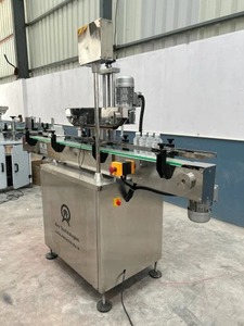 Machine d'étiquetage automatique électrique à une face avec technologie laser et jet d'encre pour bouteilles carrées et cartons - Product Image 1