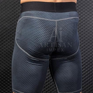 กางเกงขาสั้นรัดกล้ามเนื้อสำหรับผู้ชายกางเกงขาสั้นแบบระบายอากาศได้ดีสำหรับยิมฟิตเนส - Product Image 6