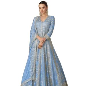 ชุดคอลเลคชั่นผ้าไหมชินนอนแท้พรีเมียม ปักลายด้วยมือ พร้อมงานปะติด - Product Image 1