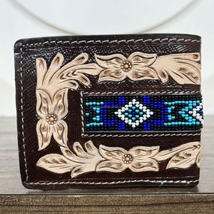 Portefeuille à deux volets en cuir perlé usiné à la main pour hommes Portefeuille à cartes bloquant RFID en cuir de vache - Product Image 5