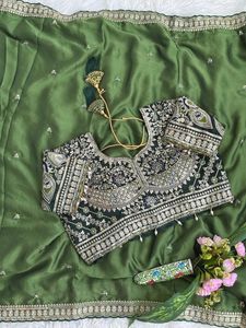 Sari indien traditionnel ethnique magnifique en georgette avec broderies et sequins pour femmes, tenue élégante pour mariage et fêtes. - Product Image 2