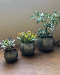 High Quality Handmade Eco-Friendly Modern Metal Planters Antique Colour Outdoor Flower <b>Pot</b> for Home Decoration Wholesale Price - Product Image 1