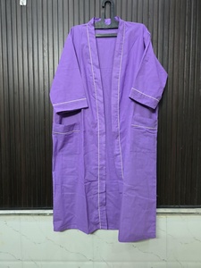 Peignoir de luxe en coton épais violet à séchage rapide pour femmes et couples, avec cordon de serrage, couleur unie - Product Image 4