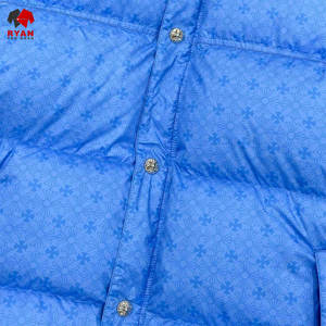 เสื้อแจ็คเก็ตพัฟเฟอร์แบบสั่งทำสำหรับผู้ชาย พร้อมโลโก้สั่งทำ ซิปปิดผนึก ระบายอากาศได้ดีและสวมใส่สบาย - Product Image 4