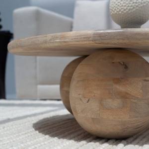 Table basse en bois ultra-ronde Vandana Astra pour salon moderne et décor contemporain - Product Image 6