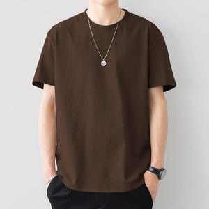 T-shirt en coton pour homme, col bateau, manches courtes, tissu léger et respirant pour tous les jours et les tenues de sport - Product Image 4