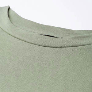 Crop top tendance pour femme, tissu extensible doux, coupe confortable, style décontracté. - Product Image 6