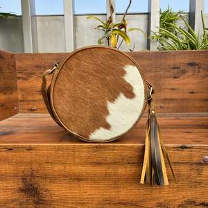 Nuevo estilo elegante pelo en cuero de piel oculta bolso de cantimplora redondo de alta calidad de moda de cuero de piel con cremallera bolsos circulares - Product Image 3