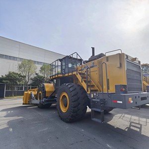 รถดันดินขนาดใหญ่รุ่น DL560 สำหรับงานหนัก พร้อมเครื่องยนต์ มอเตอร์ และปั๊ม สำหรับงานเหมือง งานก่อสร้าง งานปรับระดับดิน และงานดันวัสดุ - Product Image 2