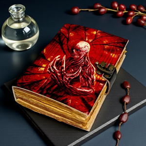 Cuaderno de Cuero Hecho a Mano con Diseño de Arte Cósmico de Fantasía Oscura, Diario Gótico Oculto con Tapa Dura, Estilo Vintage - Product Image 3