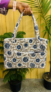 Bolsa de Algodón Acolchada con Diseño Floral para Portátil, Funda Protectora para Notebook con Estampado Artesanal, Estuche de Viaje Resistente - Product Image 5