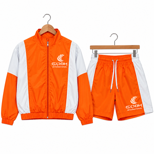 Conjunto Deportivo Unisex Naranja y Blanco con Bloques de Color, Chaqueta Deportiva con Cremallera y Pantalones Cortos, Ropa Ligera para Verano - Product Image 1