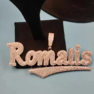 Pendentif personnalisé avec nom, diamant moissanite, collier avec lettres serties de diamants, bijoux hip hop, plaqué or, pendentif personnalisé pour homme - Product Image 1