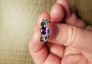 Bague Alexandrite à bande torsadée, Bague feuille, Bague de fiançailles de forme ovale, Pierre de naissance de juin, Bague en argent sterling massif avec pierre de naissance de juin - Product Image 3