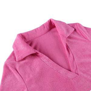 Tenue moulante élégante à col en V pour le bureau et les activités de plein air, disponible en grandes tailles, logo personnalisé, manches courtes pour femmes - Product Image 3