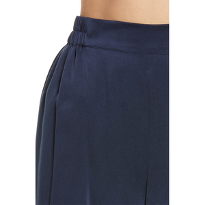 Ensemble de pyjama en satin pour femme, 2 pièces, vêtements de nuit en soie, manches longues, vêtements de détente, pyjama boutonné, haut court, short, ensemble en soie - Product Image 6
