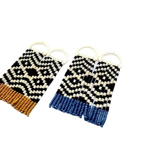 Pendientes de bordado de cuentas de semillas de la mejor calidad, pendientes de cuentas bordadas, pendientes de bordado hechos a mano, personalización completa - Product Image 1