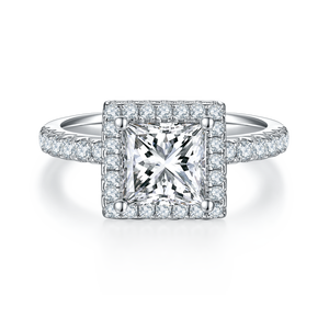 Anillo de Compromiso de Moissanita de 1 Quilate con Corte Princesa, Diseño Halo de Estilo Vintage de Moda, Engaste Pavé, Plata de Ley S925, Anillo de Boda - Product Image 1