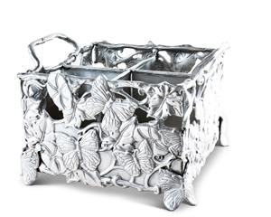 Organizador de cubiertos con diseño de mariposa, ideal para la organización de mesas en ocasiones especiales y como elegante idea de regalo. - Product Image 6
