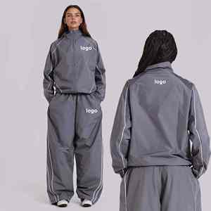 Ensemble de survêtement 2 pièces pour femme, coupe-vent en nylon Ripstop avec bandes réfléchissantes brillantes, veste et pantalon - Product Image 5