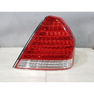 Luz Trasera Derecha Usada Centennial 924023B501 - Product Image 1