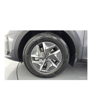 Kia Sorento HEV 2022, 1.6, 4WD, 79,757 km, Volante a la Izquierda, Caja de Cambios Automática, Asientos de Cuero - Product Image 5