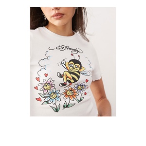 เสื้อยืดครอปพิมพ์ลายการ์ตูน คอกลม แขนสั้น ทรงพอดีตัวสำหรับผู้หญิง สไตล์สตรีทแวร์ - Product Image 3