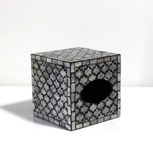 Boîte à mouchoirs carrée marocaine faite à la main avec incrustation de nacre, motif géométrique, couvercle de luxe pour la décoration de salle de bain d'hôtel - Product Image 5