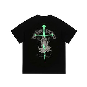 Camiseta Gráfica Vintage Lavada Estilo Urbano Oversize, Camiseta Gráfica de Estética Oscura para Hombre, Camiseta Casual de Moda Urbana - Product Image 1