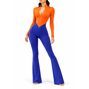 Combinaisons de sport pour femmes fabriquées au Pakistan, ensembles de leggings de sport 2 pièces pour la salle de sport, couleur unie - Product Image 1