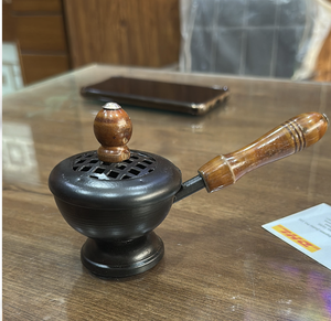 Support de Présentation de Luxe en Bronze Doré Arabe pour Brûleur d'Encens Métallique d'Inde - Product Image 1