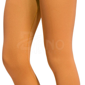 Leggings de Yoga Personalizados de Nuevo Estilo, Leggings para Mujer con Color Personalizado, Hechos en Pakistán - Product Image 5