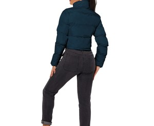 Dernière collection : Doudoune matelassée noire personnalisée pour femme, coupe courte, col montant, style bouffant, en duvet, idéale pour l'hiver - Product Image 6