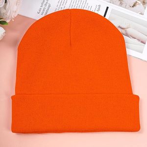 Gorro de Punto de Invierno al por Mayor, Gorro con Logo Personalizado, Gorro Cálido con Puño, Gorro Unisex de Punto Acanalado, Gorro de Invierno con Bordado Personalizado - Product Image 6
