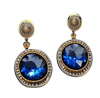 Sublimez votre style : Boucles d'oreilles pendantes en quartz bleu clair, argent sterling rhodié, accessoire unique et étincelant à la mode