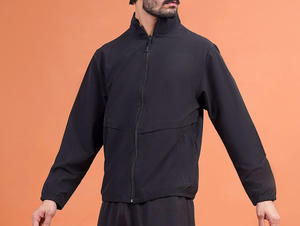 Chaqueta Deportiva Cortavientos Negra para Hombre, Personalizada con Sublimación, para Otoño, Impermeable, Estilo Vintage, de Nailon Softshell de Secado Rápido - Product Image 3