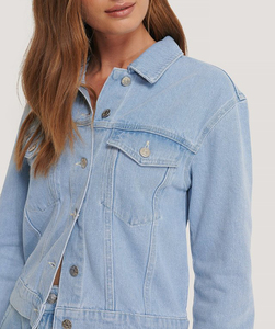 Chaqueta Vaquera de Alta Calidad para Mujer, Prenda Vaquera Cómoda para Uso Diario con Servicio OEM, Soluciones de Fabricación con Marca Personalizada - Product Image 6