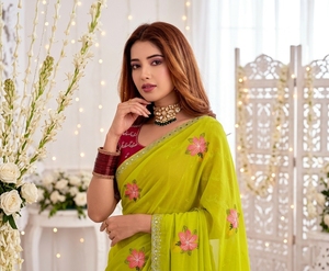 AARA Fashion Green Embroidered Silk Saree <b>Red</b> <b>Blouse</b> Women Traditional Wedding Wear India Pakistan Style Floor Length Regular - Product Image 3