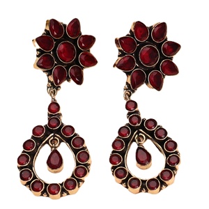 Pendientes de latón oxidado con baño de plata, diseño étnico de cruz con bisel y ónix rojo, para mujer, regalo para fiesta - Product Image 1