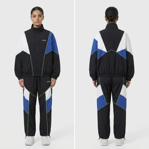 Chaqueta Deportiva Unisex con Forro de Franela - Traje Deportivo con Cierre Completo para Entrenamiento, Marca Privada - Product Image 3