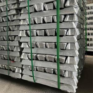 Lingote de Aluminio 2026, 99.97% de Pureza, Material Metálico a Granel para la Industria, Fundición y Reciclaje, Exportación a Precio Competitivo - Product Image 3