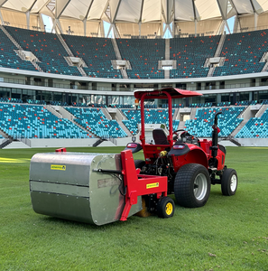 DENAIYOU QS1500 Spazzatrice per Prato Montata su Trattore da 1,5m con Tramoggia da 1440L per Campi Sportivi - Prezzo di Deposito - Product Image 3