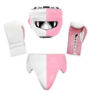Ensemble de boxe personnalisé de qualité supérieure, gants de boxe, protège-tête et protège-pénis OEM, kit d'entraînement 100% cuir pour les boxeurs - Product Image 2