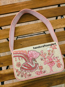 Bolso de Hombro Ballerina Bloom con Bordado Hecho a Mano y Cuentas, Cierre Magnético, Ecológico, Ligero, Duradero y Elegante, en Satén - Product Image 2
